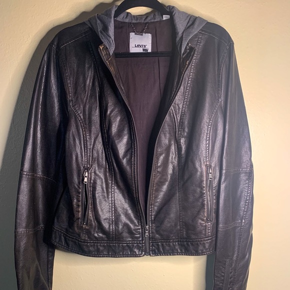 Levi’s Faux Leather Jacket - Picture 1 of 4